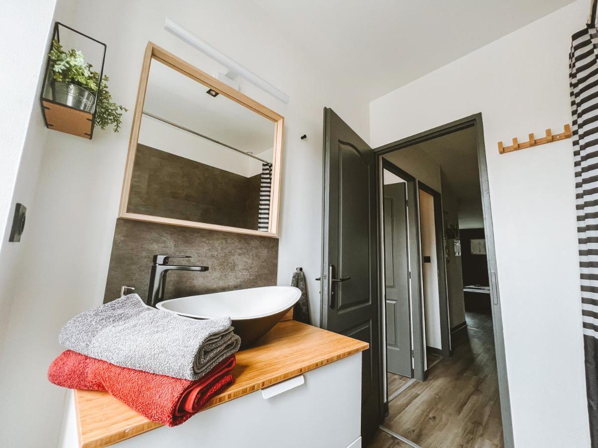 Le Dromardechois - Gite Meuble 6 Personnes Tournon Sur Rhone - Ecolodgite Екстериор снимка